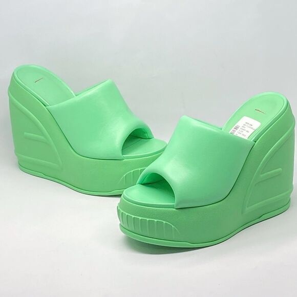 Fendi Leather Wedge Sandals size 38 - Picture 9 of 16